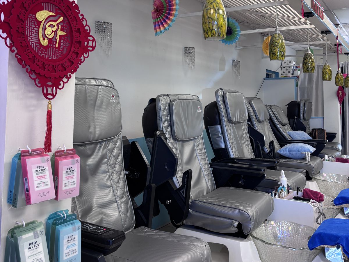 Pedicure station at NY Nails Spa